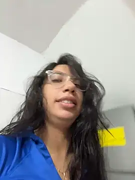 Snapshot of Heratemporal chatting on 06/16/26, 01:33 Heratemporal online show from 06/16/26, 01:33