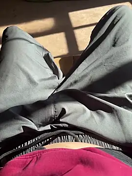 josle24 online show from 12/02/25, 05:47