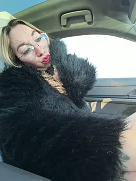 Snapshot of Giuliana_baby chatting on 02/22/26, 08:17 Giuliana baby online show from 02/22/26, 08:17