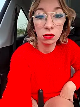 Snapshot of Giuliana_baby chatting on 11/15/25, 09:13 Giuliana baby online show from 11/15/25, 09:13