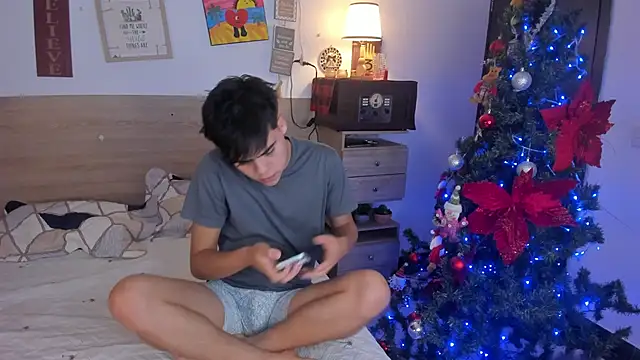 Snapshot of justinbiler chatting on 12/21/25, 10:54 justinbiler online show from 12/21/25, 10:54