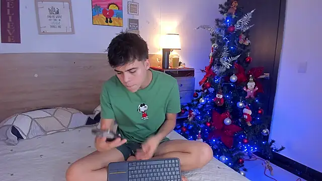 justinbiler online show from 11/17/25, 01:04