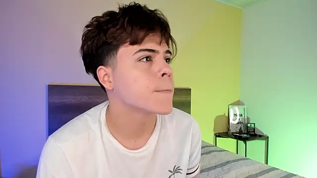 justinbiler online show from 02/27/25, 12:34