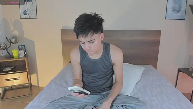 justinbiler online show from 09/11/25, 12:27