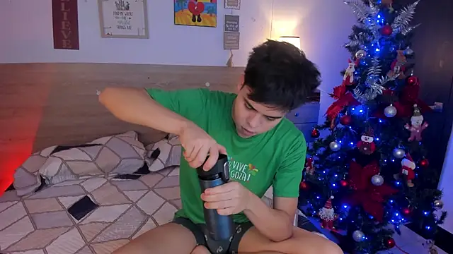 justinbiler online show from 11/11/25, 12:44