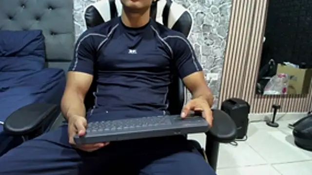 chriss jones1 online show from 05/15/26, 12:19