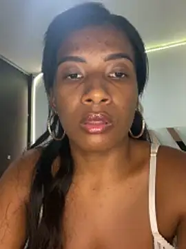 KriisvanyLeroy online show from 12/21/25, 10:32