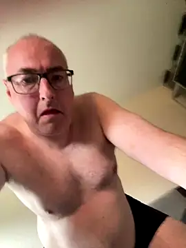 Ronaldo50 DK online show from 09/10/25, 04:06