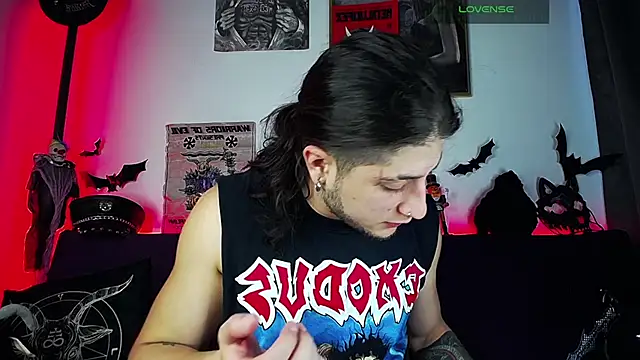 blckwolf 6 online show from 10/24/25, 06:29