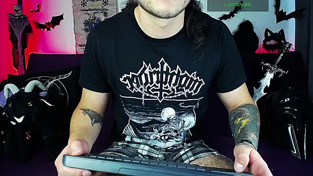 blckwolf 6 online show from 10/19/25, 03:59