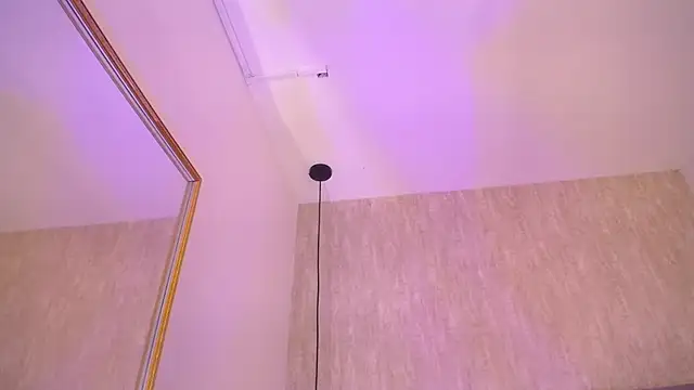 Roxie-Summers11 online show from 04/02/26, 02:57