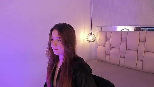 Roxie-Summers11 online show from 03/07/26, 07:52