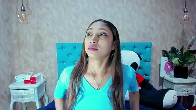 MadelineDoll online show from 10/28/25, 11:09