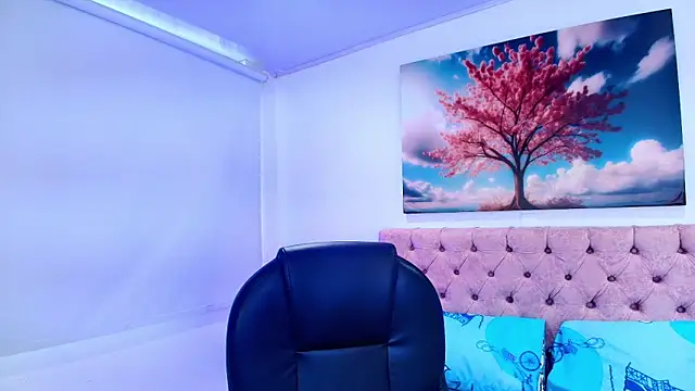 Emma monserrat online show from 01/13/26, 08:35