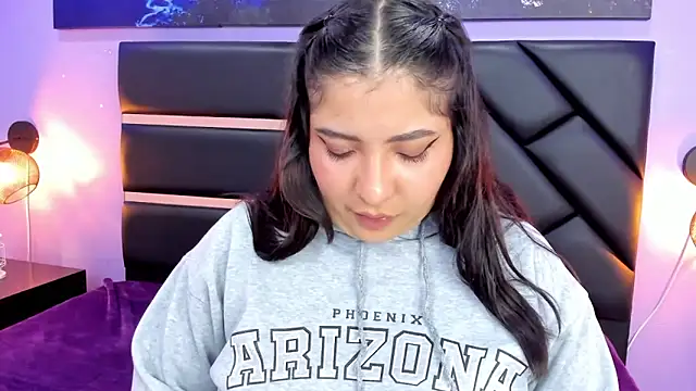 Emma monserrat online show from 06/01/26, 12:05