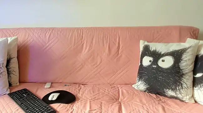 Emma Jnes online show from 03/17/25, 09:24