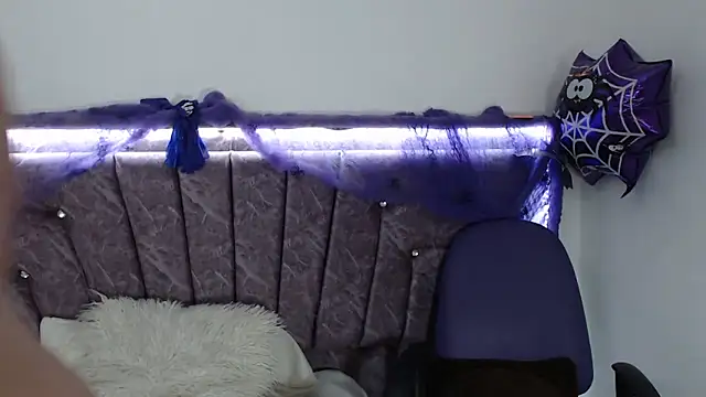 Penelope Fox14 online show from 10/21/25, 12:37