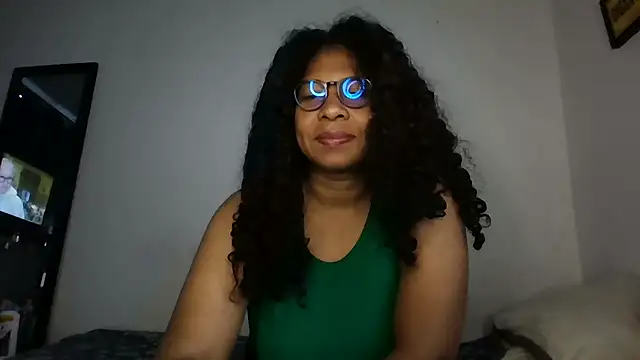 Ivon-09 online show from 11/30/25, 11:22