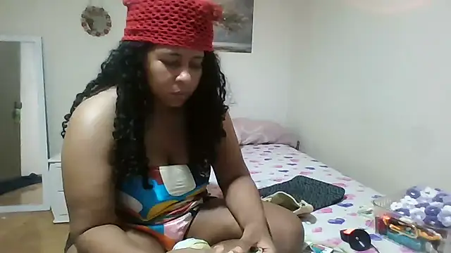 Snapshot of Ivon-09 chatting on 05/11/26, 02:45 Ivon-09 online show from 05/11/26, 02:45