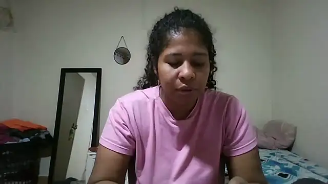 Snapshot of Ivon-09 chatting on 05/04/26, 11:57 Ivon-09 online show from 05/04/26, 11:57