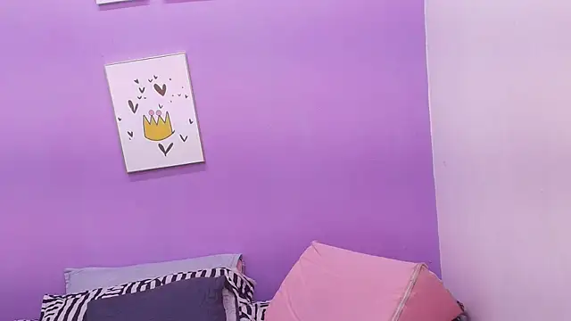 veronica sinner  online show from 03/12/25, 11:54