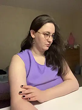 Snapshot of hungry1bunny chatting on 02/16/26, 08:07 hungry1bunny online show from 02/16/26, 08:07