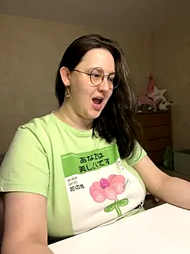 hungry1bunny online show from 10/30/25, 11:23