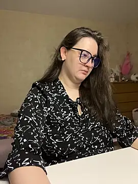 hungry1bunny online show from 03/21/26, 06:01