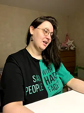 hungry1bunny online show from 11/13/25, 10:02