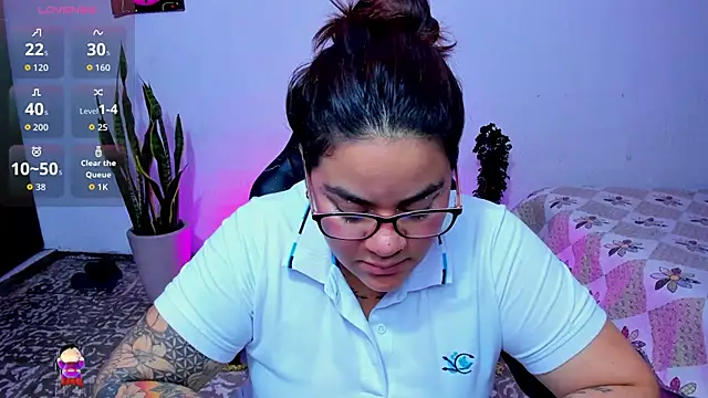 Sharon hils online show from 05/11/26, 04:04