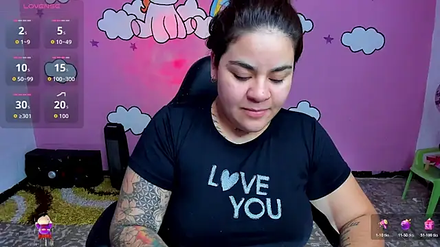 Sharon hils online show from 04/13/26, 01:15