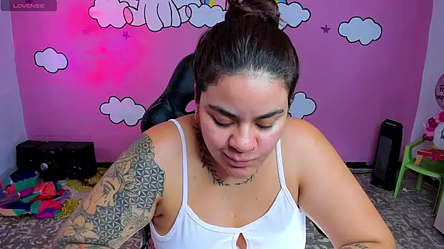 Sharon hils online show from 04/15/26, 06:01