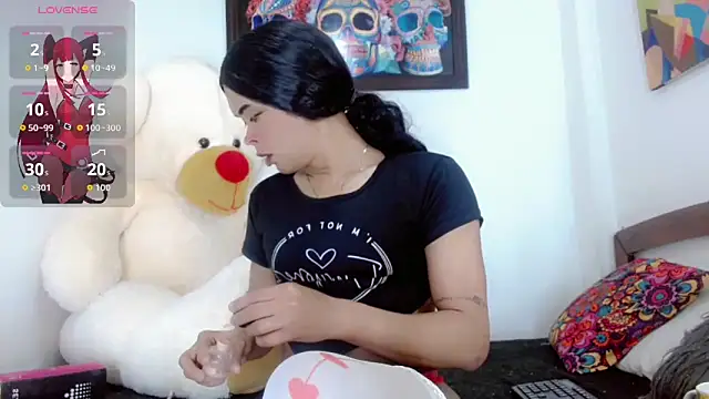 Snapshot of poison_girl21 chatting on 05/22/26, 01:31 poison girl21 online show from 05/22/26, 01:31