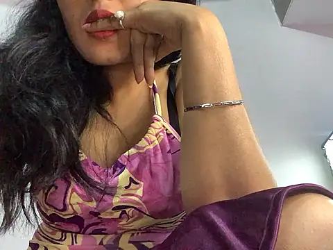 Snapshot of Cute-Tanya chatting on 03/05/25, 03:40 Cute-Tanya online show from 03/05/25, 03:40