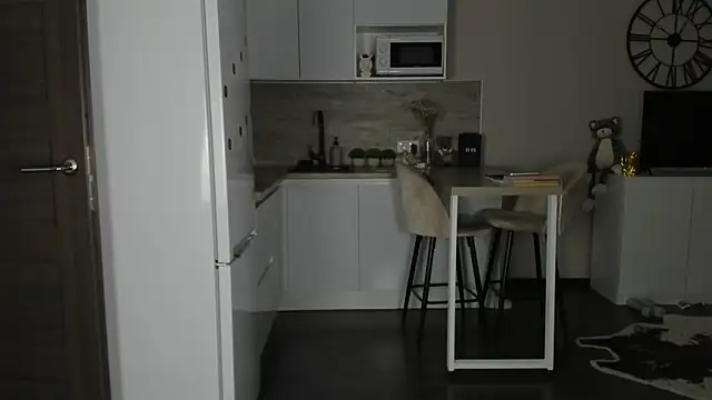 Snapshot of nilliluv chatting on 02/22/26, 08:10 nilliluv online show from 02/22/26, 08:10