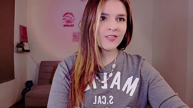 Mariangeel online show from 10/16/25, 10:29