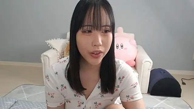 Snapshot of hana_ch chatting on 03/11/25, 11:58 hana ch online show from 03/11/25, 11:58