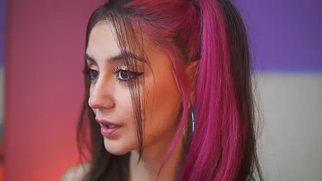 SabrinaHope online show from 12/04/25, 10:09