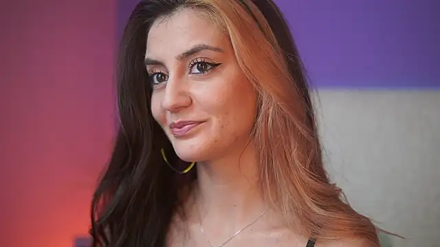 SabrinaHope online show from 11/28/25, 09:48