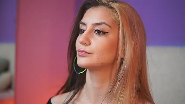 SabrinaHope online show from 11/30/25, 10:10