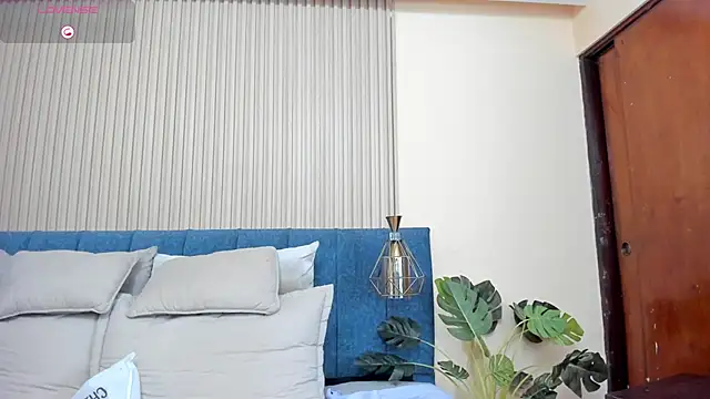 kathecute   online show from 03/21/26, 01:51