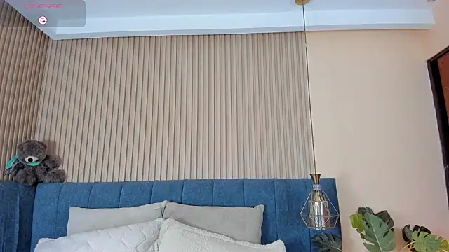 kathecute   online show from 03/27/26, 01:58