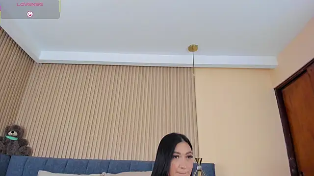 Snapshot of kathecute__ chatting on 12/04/25, 01:48 kathecute online show from 12/04/25, 01:48