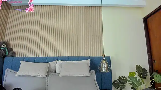 kathecute   online show from 05/30/26, 01:34