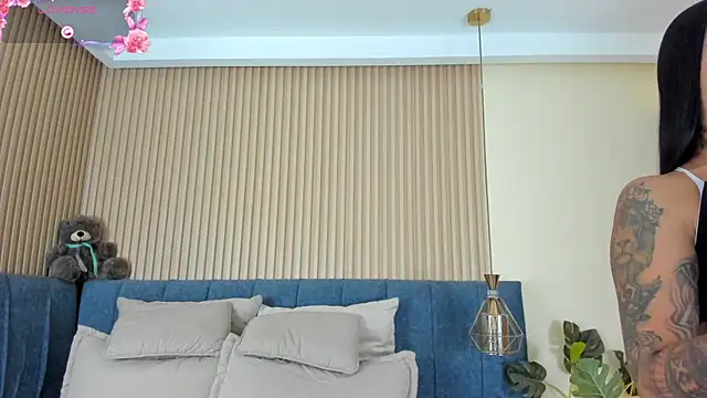 kathecute   online show from 05/29/26, 01:44