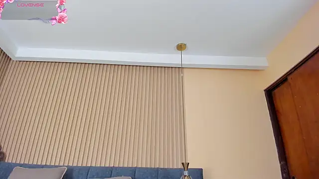 Snapshot of kathecute__ chatting on 01/08/26, 01:44 kathecute online show from 01/08/26, 01:44