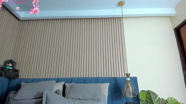 kathecute   online show from 04/18/26, 01:41