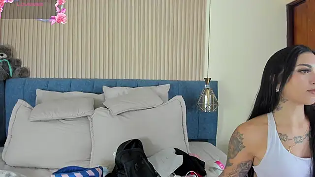 kathecute   online show from 06/03/26, 01:39