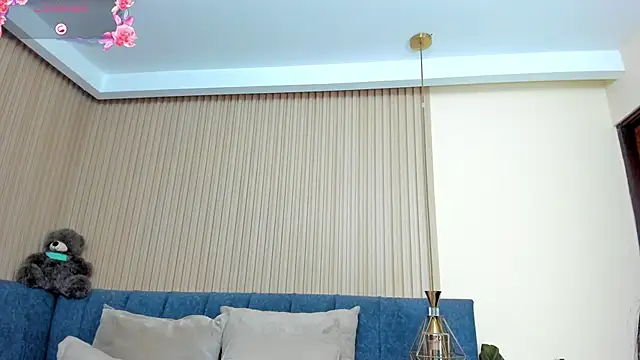 kathecute   online show from 05/20/26, 01:46