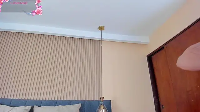 Snapshot of kathecute__ chatting on 02/05/26, 01:45 kathecute online show from 02/05/26, 01:45